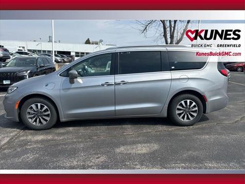 2021 Chrysler Pacifica Hybrid Touring L