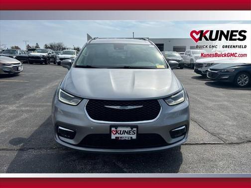 2021 Chrysler Pacifica Hybrid Touring L