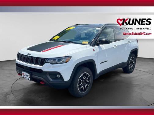 Bright White Clearcoat 2025 Jeep Compass Trailhawk