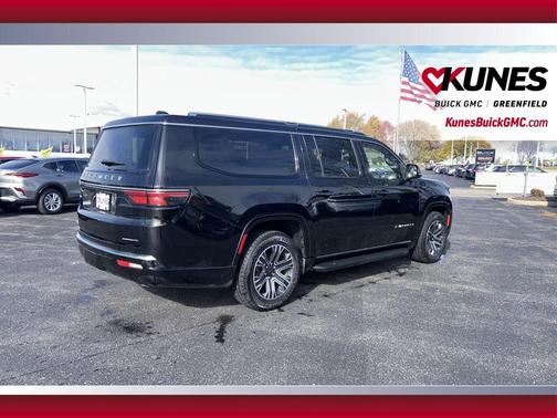 2023 Jeep Wagoneer L Series II 4x4