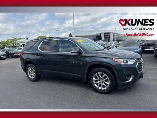 Graphite Metallic 2019 Chevrolet Traverse LT Cloth