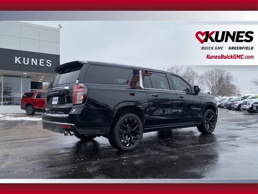 2022 Chevrolet Suburban Premier