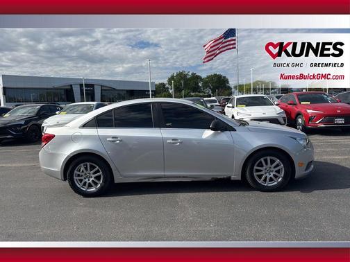 Silver Ice Metallic 2012 Chevrolet Cruze LS