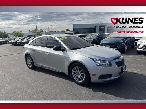 Silver Ice Metallic 2012 Chevrolet Cruze LS