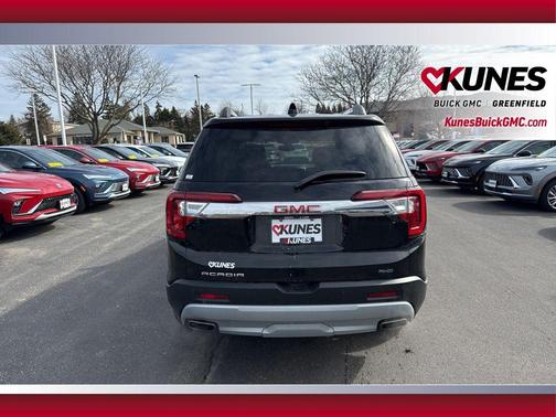 2023 GMC Acadia AWD SLT