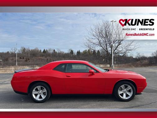 Torred Clearcoat 2023 Dodge Challenger SXT