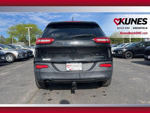 Brilliant Black Crystal Pearlcoat 2014 Jeep Cherokee Sport