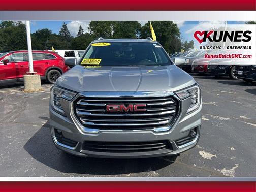 2024 GMC Terrain SLT