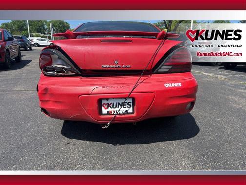 Victory Red 2004 Pontiac Grand Am SE1