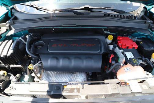 Bikini Metallic Clearcoat 2020 Jeep Renegade Sport