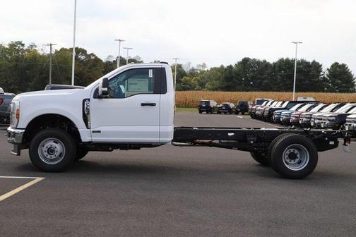 2026 Ford F-350 DRW