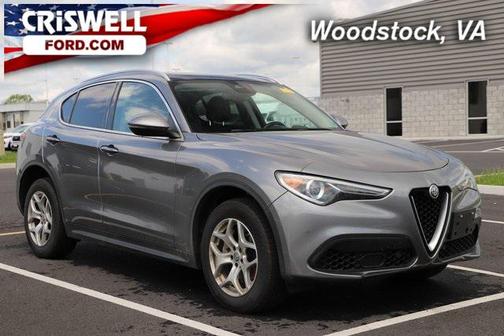 2021 Alfa Romeo Stelvio Base