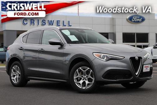 2021 Alfa Romeo Stelvio Base