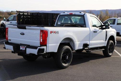 2026 Ford F-350 XL