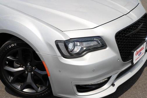 2023 Chrysler 300 Touring