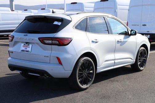 2026 Ford Escape ST-Line Elite