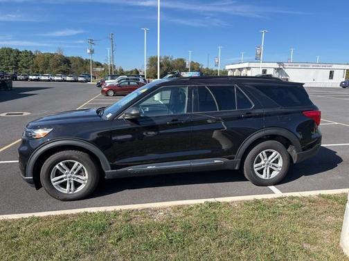 2024 Ford Explorer XLT