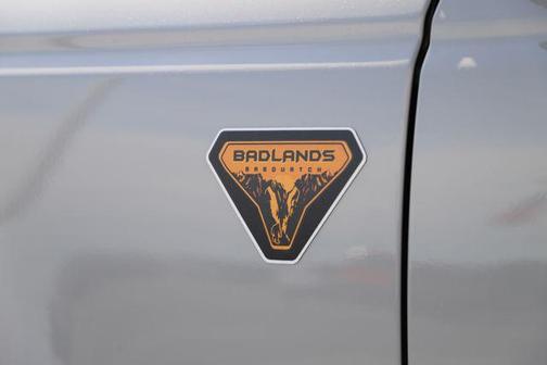 Avalanche Gray 2026 Ford Bronco Badlands