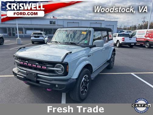 2024 Ford Bronco Outer Banks