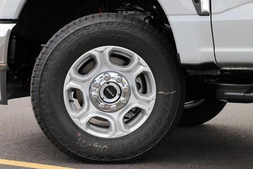 2026 Ford F-350 XLT