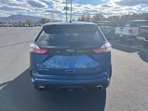 2020 Ford Edge ST