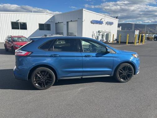 2020 Ford Edge ST