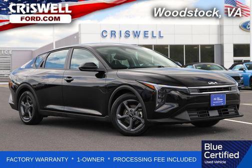 Aurora Black Pearl 2025 Kia K4 LXS