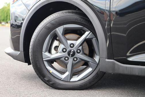 Aurora Black Pearl 2025 Kia K4 LXS