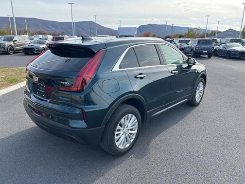 2024 Cadillac XT4 Luxury
