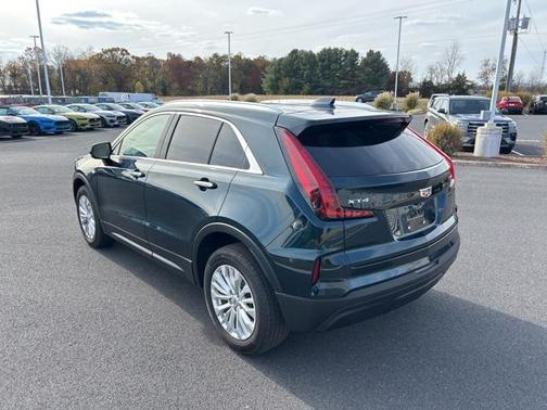 2024 Cadillac XT4 Luxury