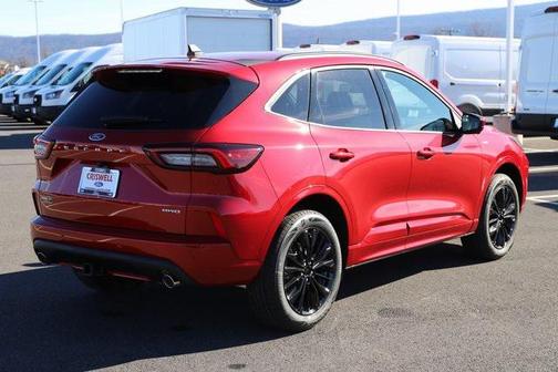 2026 Ford Escape ST-Line Elite