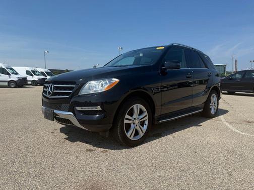 Black 2015 Mercedes-Benz M-Class 4MATIC