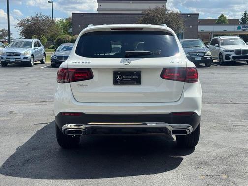 White 2022 Mercedes-Benz GLC 300 4MATIC