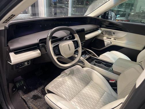 2024 Lincoln Nautilus Black Label