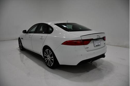 2018 Jaguar XF 35t Prestige