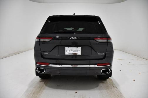 2022 Jeep Grand Cherokee Overland