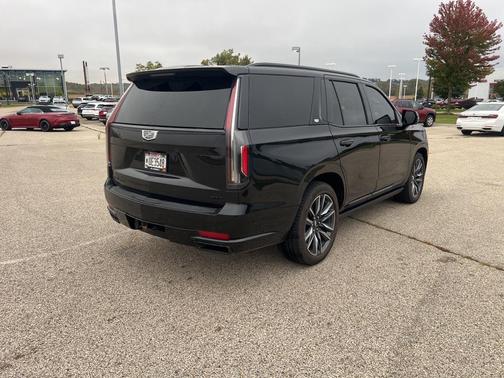 2023 Cadillac Escalade Sport