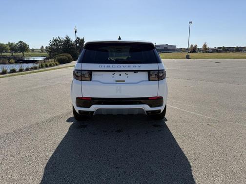 2025 Land Rover Discovery Sport S