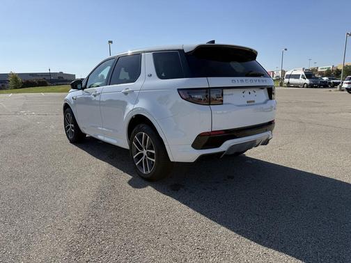 2025 Land Rover Discovery Sport S