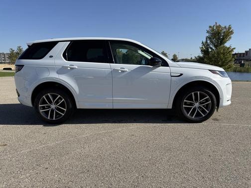2025 Land Rover Discovery Sport S