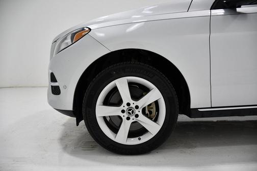 2019 Mercedes-Benz GLE 400 Base 4MATIC