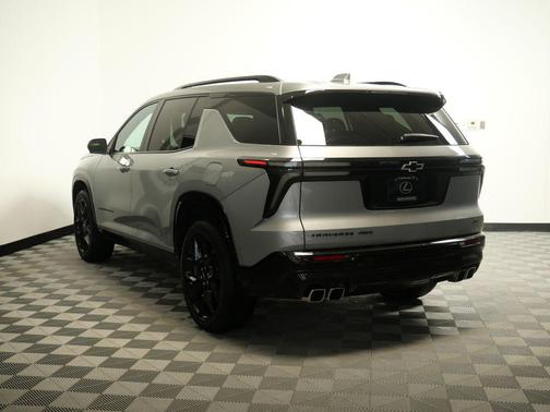 Sterling Gray Metallic 2024 Chevrolet Traverse RS