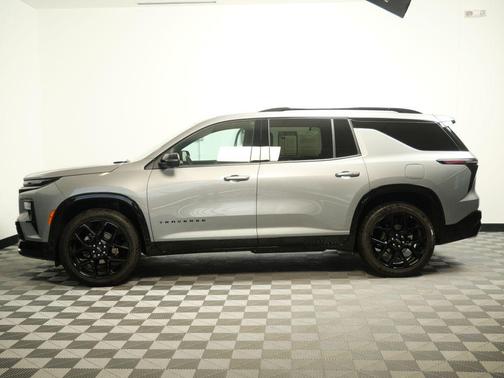 Sterling Gray Metallic 2024 Chevrolet Traverse RS