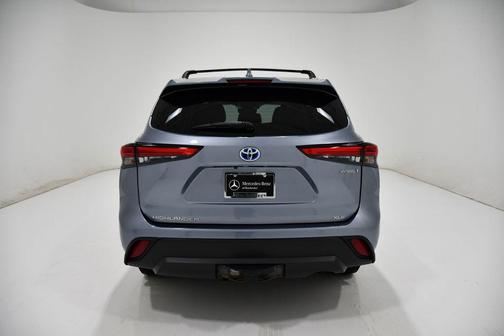 2020 Toyota Highlander Hybrid XLE