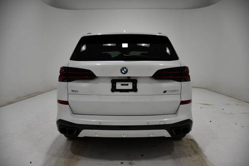 2025 BMW X5 M60i
