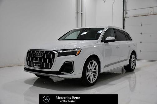 2025 Audi Q7 55 Premium Plus