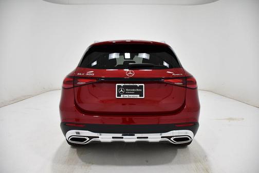 MANUFAKTUR Patagonia Red Metallic 2026 Mercedes-Benz GLC 300 4MATIC