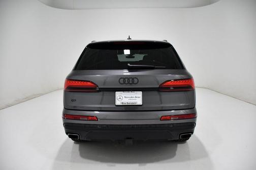 2025 Audi Q7 45 Premium Plus