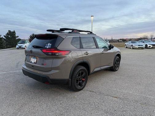 2025 Nissan Rogue Rock Creek
