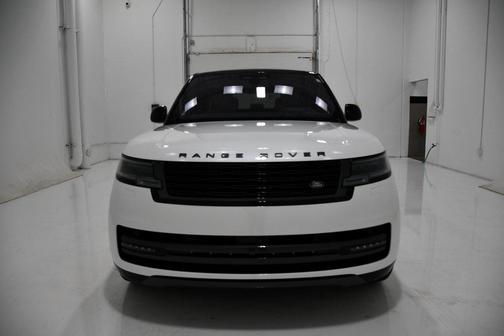 2023 Land Rover Range Rover P530 SE